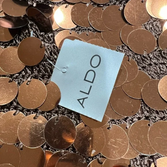 Aldo crochet slouchy bag with shiny sequin disks Velcro closure. - Picture 8 of 8